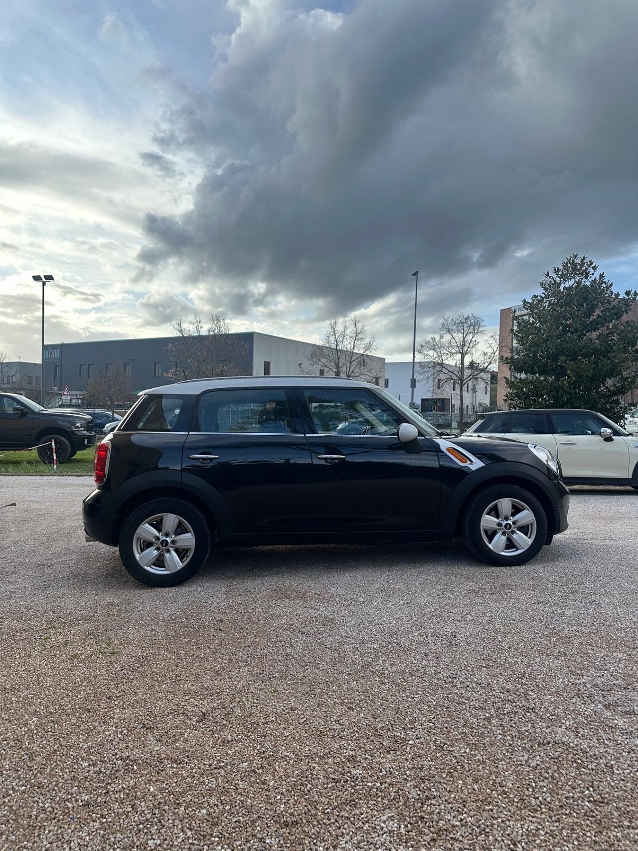 Mini Cooper D Countryman Mini 1.6 Cooper D ok neopatentati