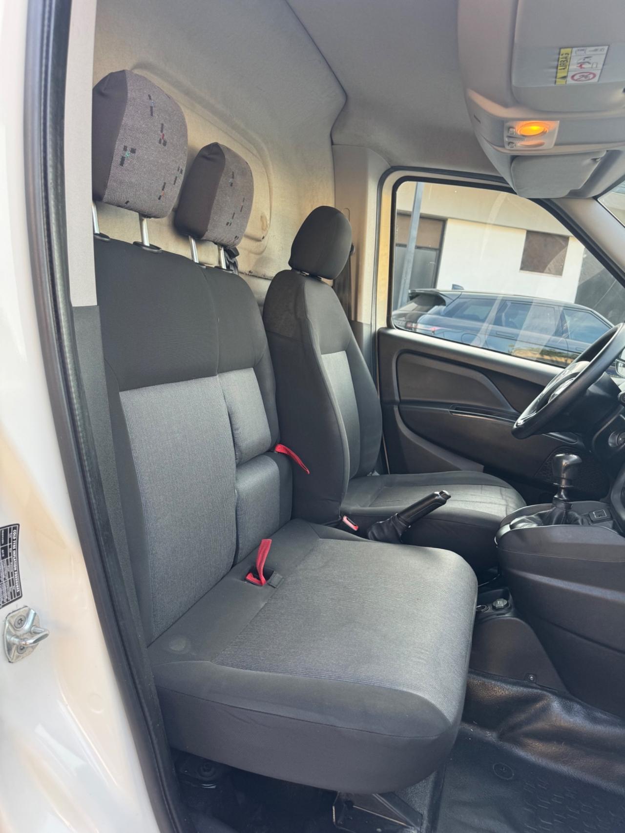 Fiat Doblò 1.6 MJT 105CV 3 POSTI PC-TN Cargo Lamierato SX