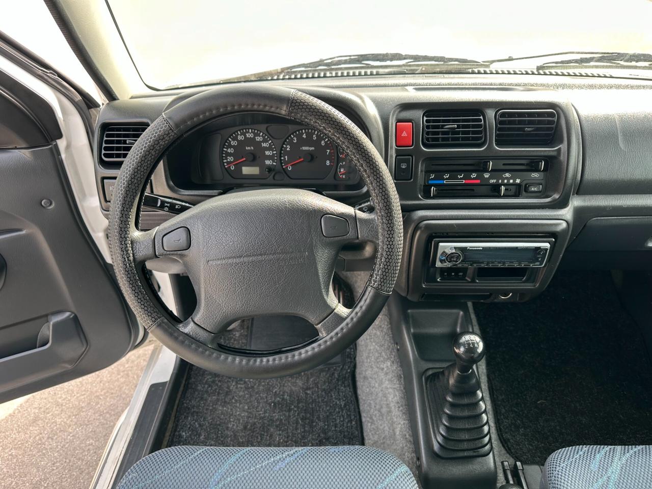 Suzuki Jimny 1.3i 16V cat 4WD JLX