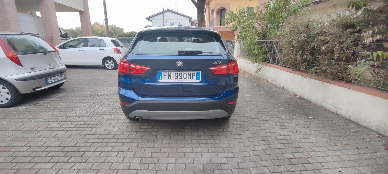 Bmw X1 xDrive18d Business