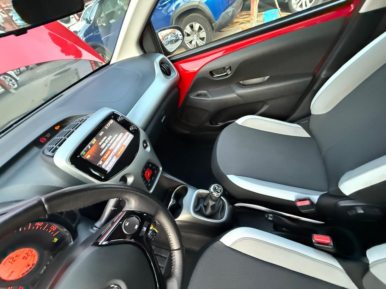 Aygo 1.0 VVT-i 69 CV( 25 mila km ) -unipro-rate