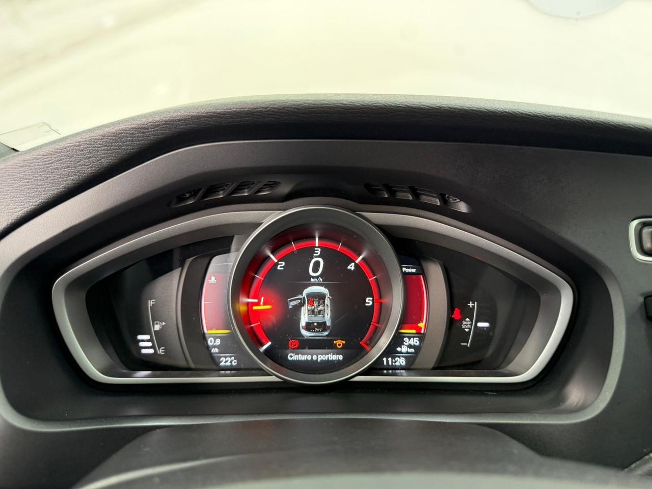 Volvo V40 D3 R-design-GARANTITA-2018