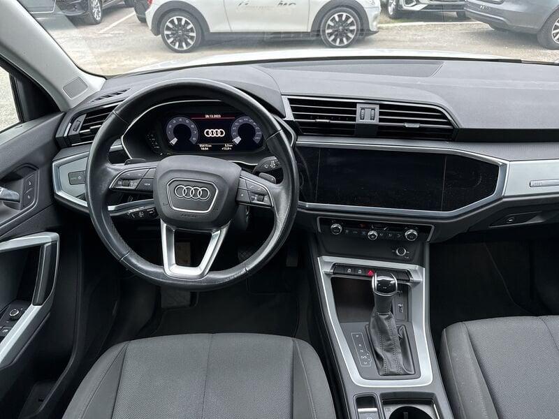 Audi Q3 35 1.5 tfsi mhev Business s-tronic