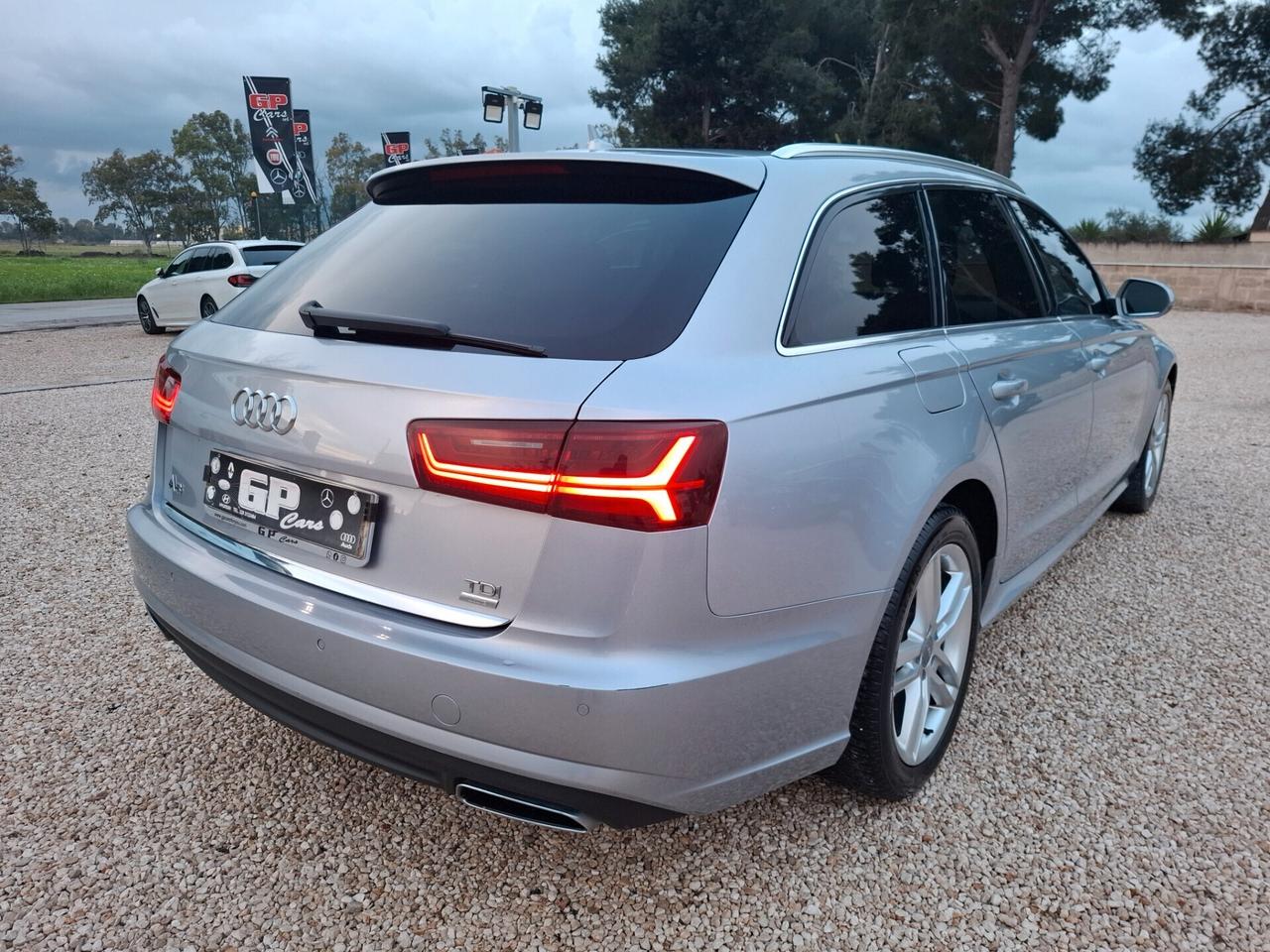 AUDI A6 Avant 2.0 TDI 190cv AUTOM. *TETTO-MATRIX-NAVY*