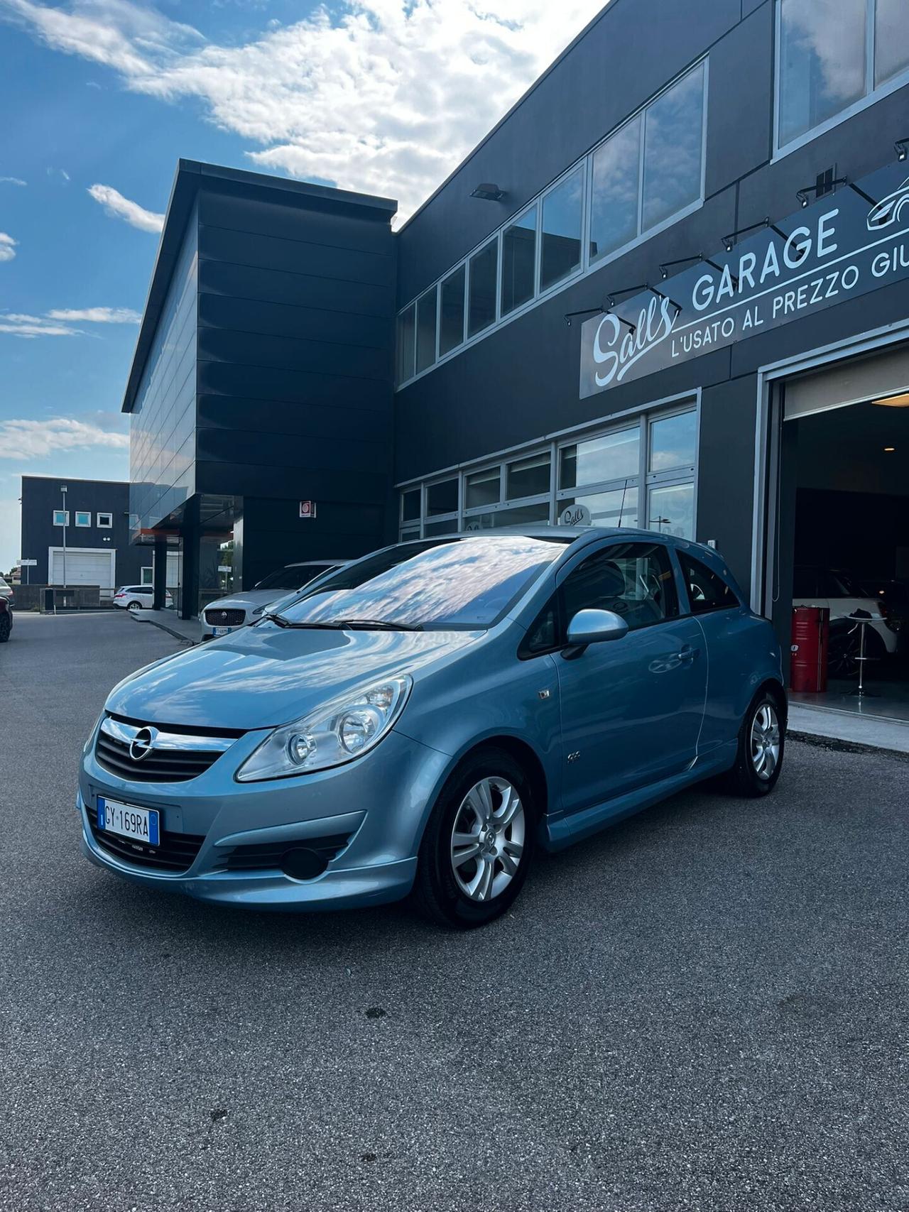 Opel Corsa 1.2 Neopatentati