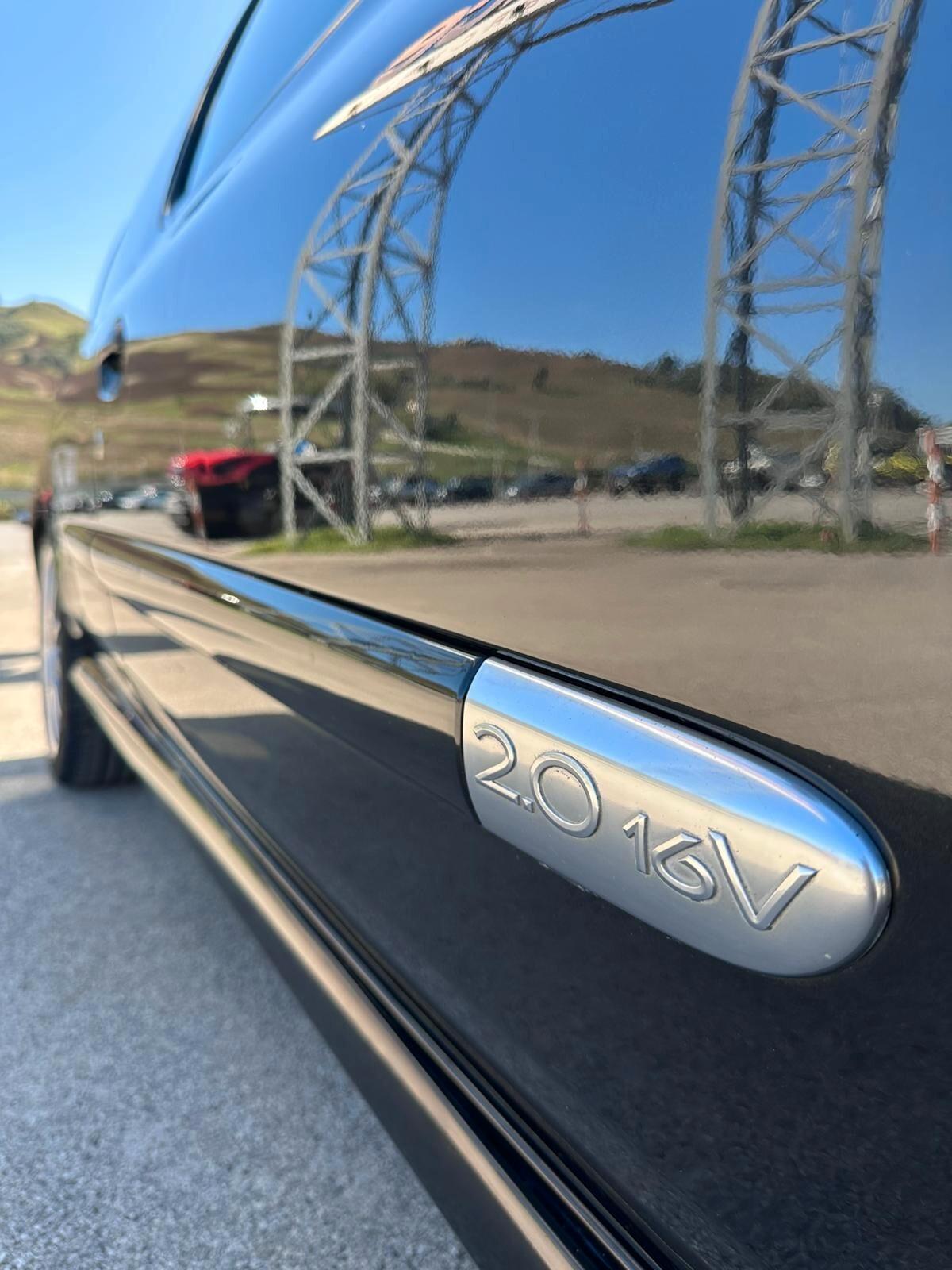 Renault Clio 2.0 16V Sport