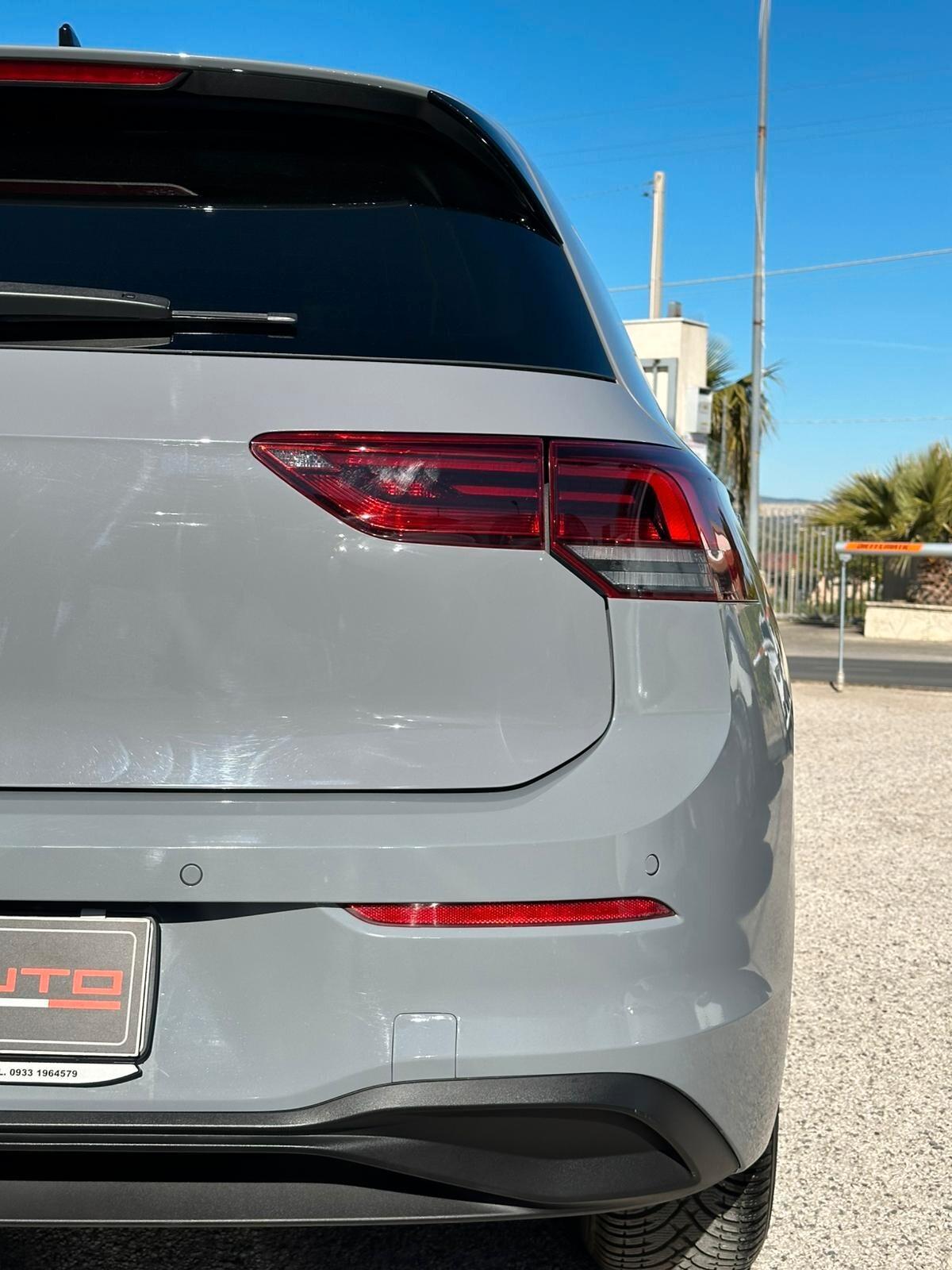 Volkswagen Golf VIII 2.0 TDI DSG UNITED