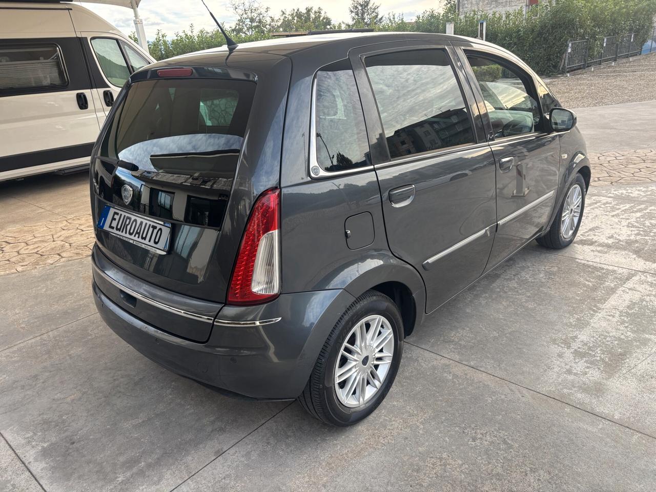 Lancia MUSA 1.6 Mjt 120 CV Gold-2011