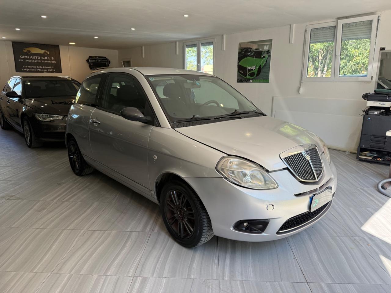 Lancia Ypsilon 1.4 GPL BENZINA NEOPATENTATI