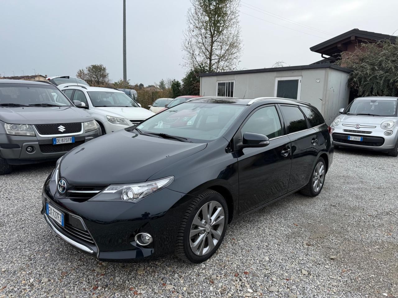 Toyota Auris Touring Sports 1.8 Hybrid Business Pack