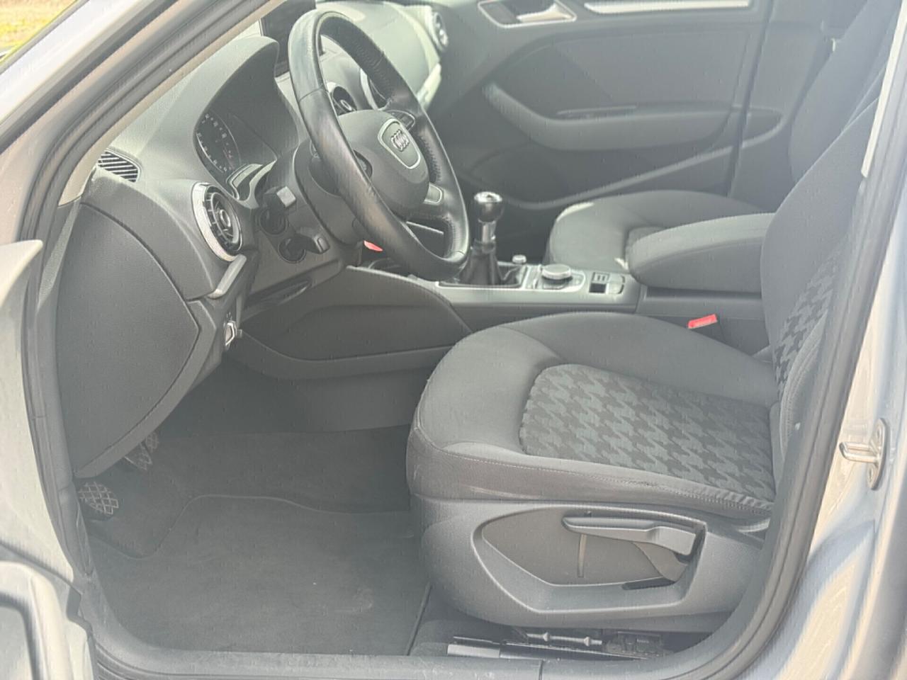 Audi A3 1.6 TDI clean diesel Ambition