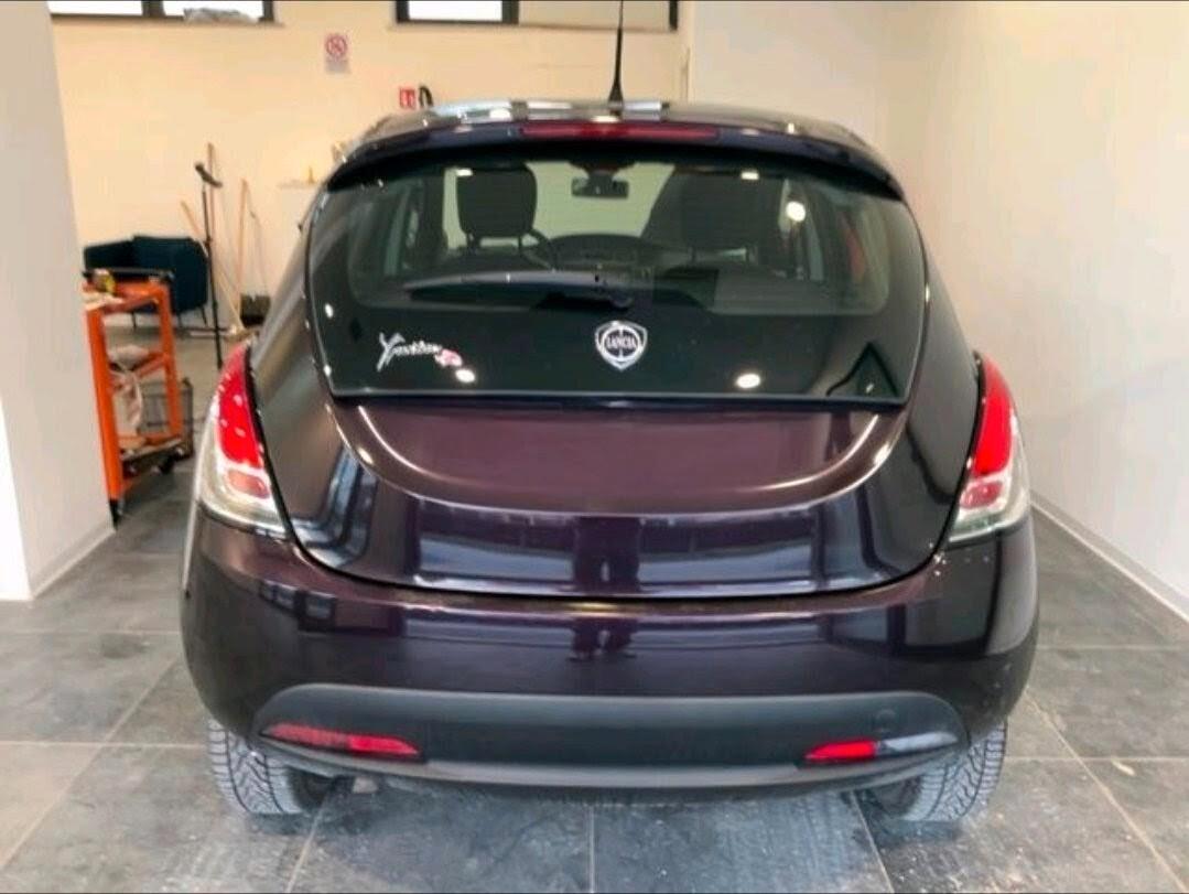 Lancia Ypsilon 0.9 TwinAir 85CV Metano Ecochic