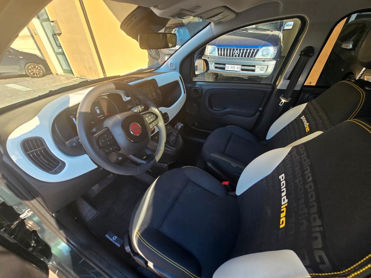 Fiat Panda 1.0 FireFly S&S Hybrid Pandina