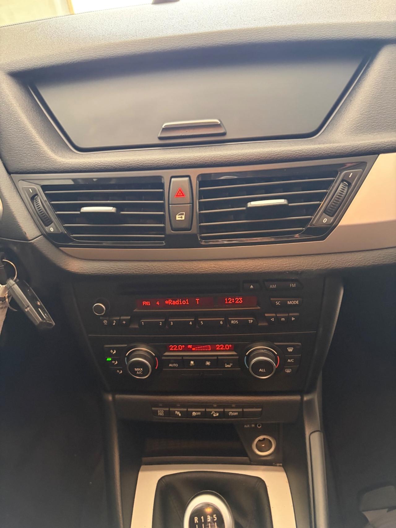 BMW X1 xDrive18d SPORT LINE 130.000 KM