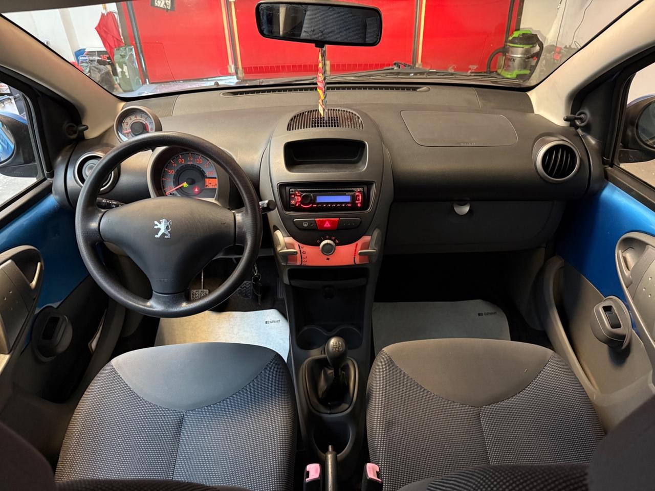 Peugeot 107 1.0 68CV 5p. Sweet Years NEOPATENTATI