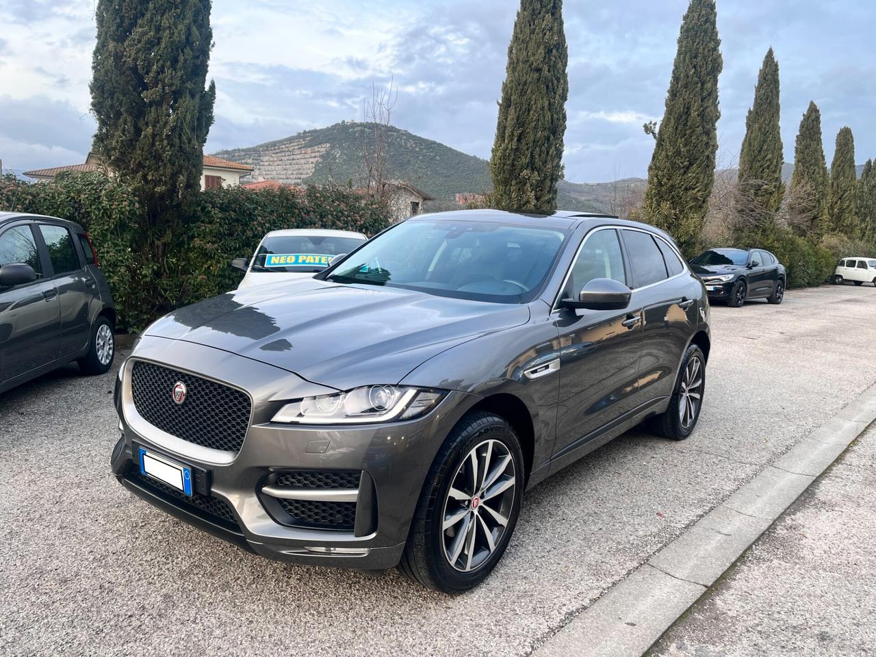 Jaguar F-Pace 2.0 D 180 CV AWD R-Sport