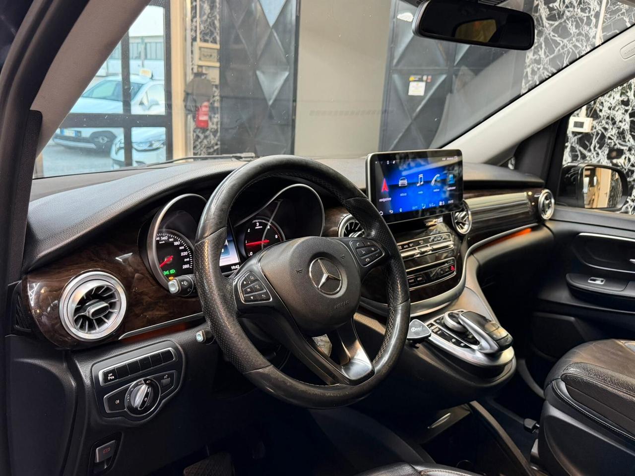 Mercedes-benz V 250 d Automatic Premium Extralong