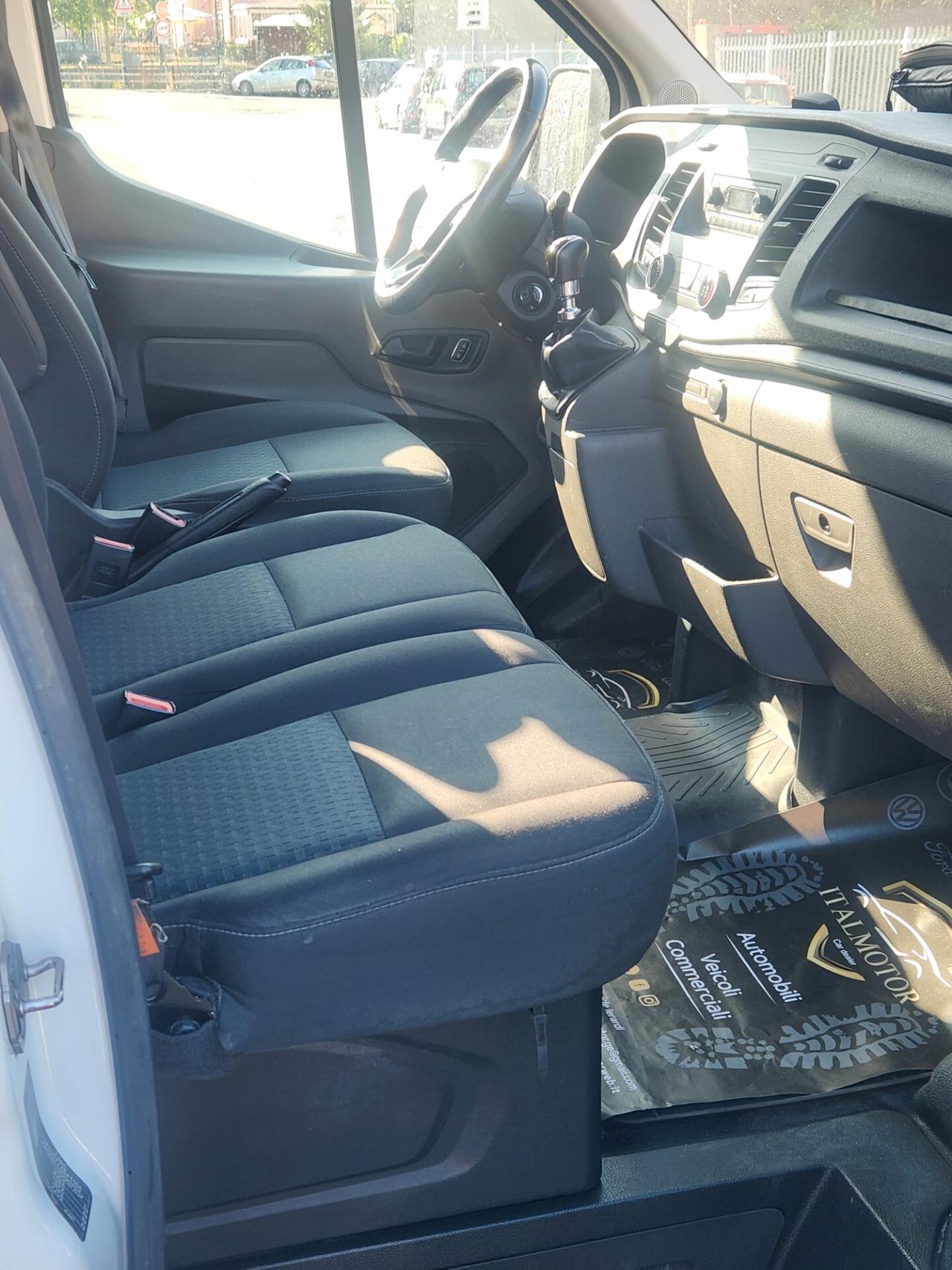 Ford Transit Doppia Cabina 7 posti