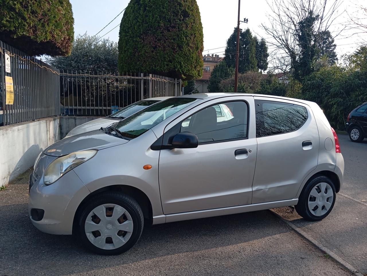 Suzuki Alto 1.0 L benzina permute
