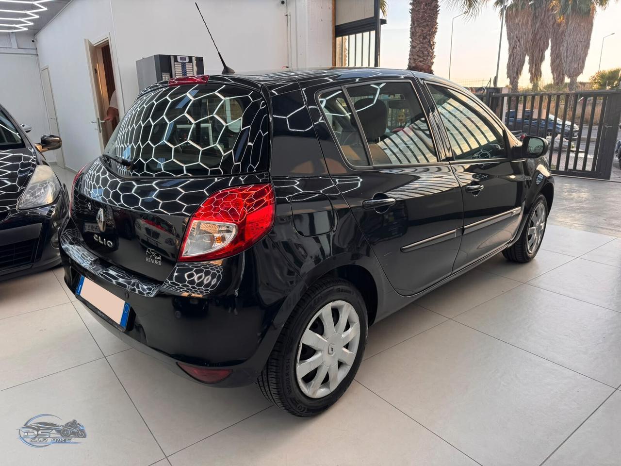 Renault Clio 1.2 16V 5 porte GPL Dynamique