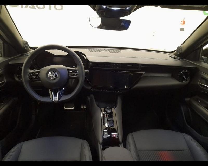 Alfa Romeo Junior Ibrida My25 Ibrida Q4 1.2 145cv Hybrid Edct6