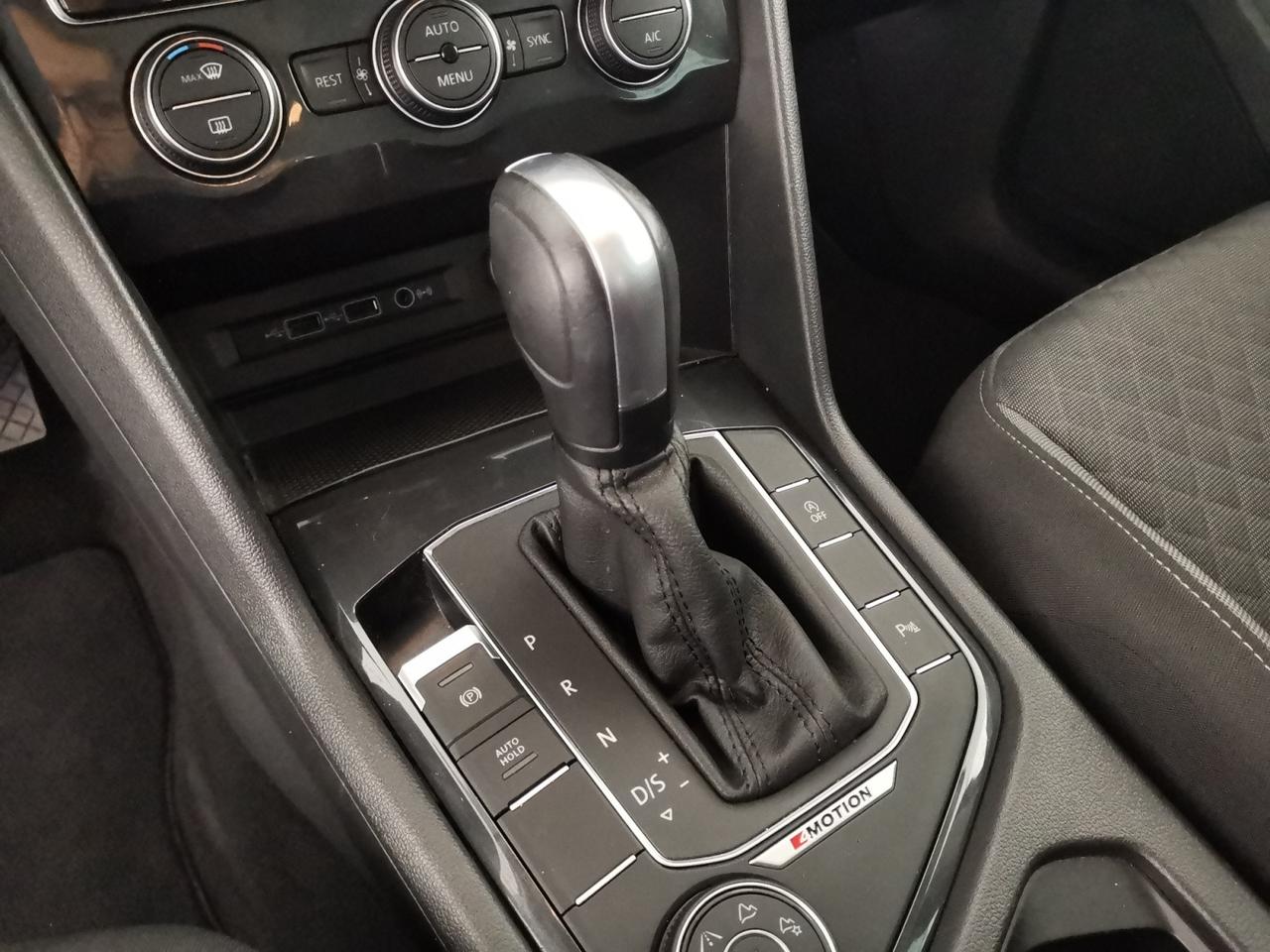 VOLKSWAGEN Tiguan II 2016 - Tiguan 2.0 tdi Business 4motion 150cv dsg