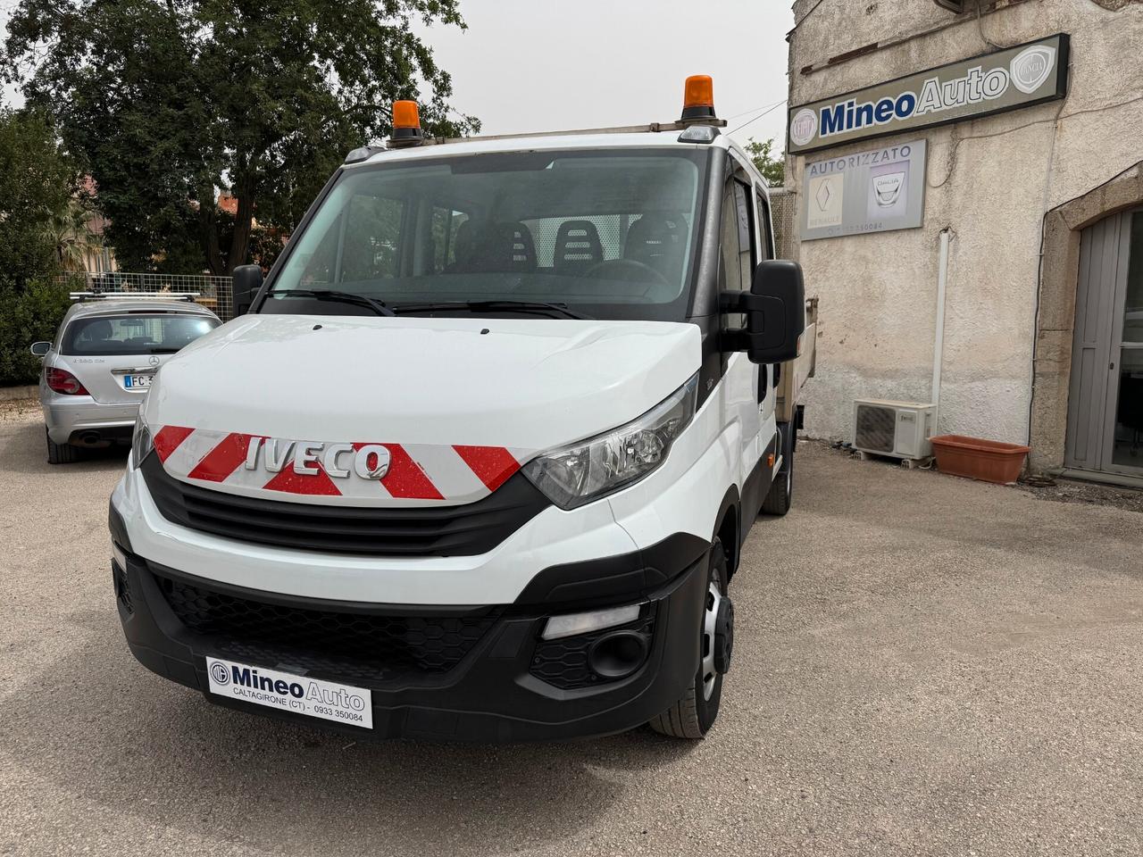 Iveco Daily 35C14 Doppia Cabina Ribaltabile 6 Posti