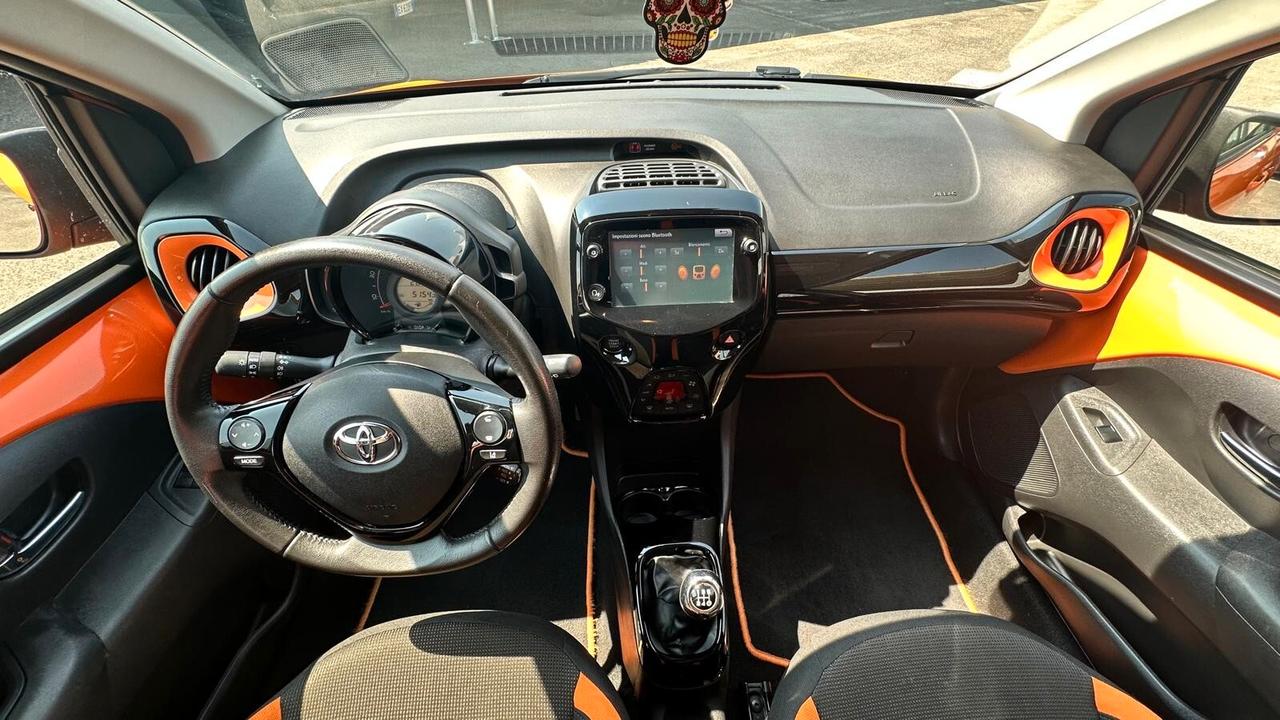 Toyota Aygo 1.0 BENZINA 72 CV KM CERTIFICATI-UNICO PROPRIETARIO