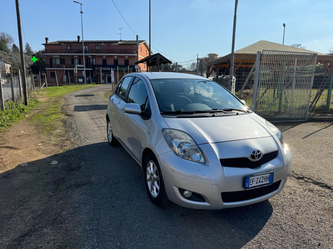 Toyota Yaris 1.4 D-4D DPF 5 porte M-MT Sol AUTOMATICO