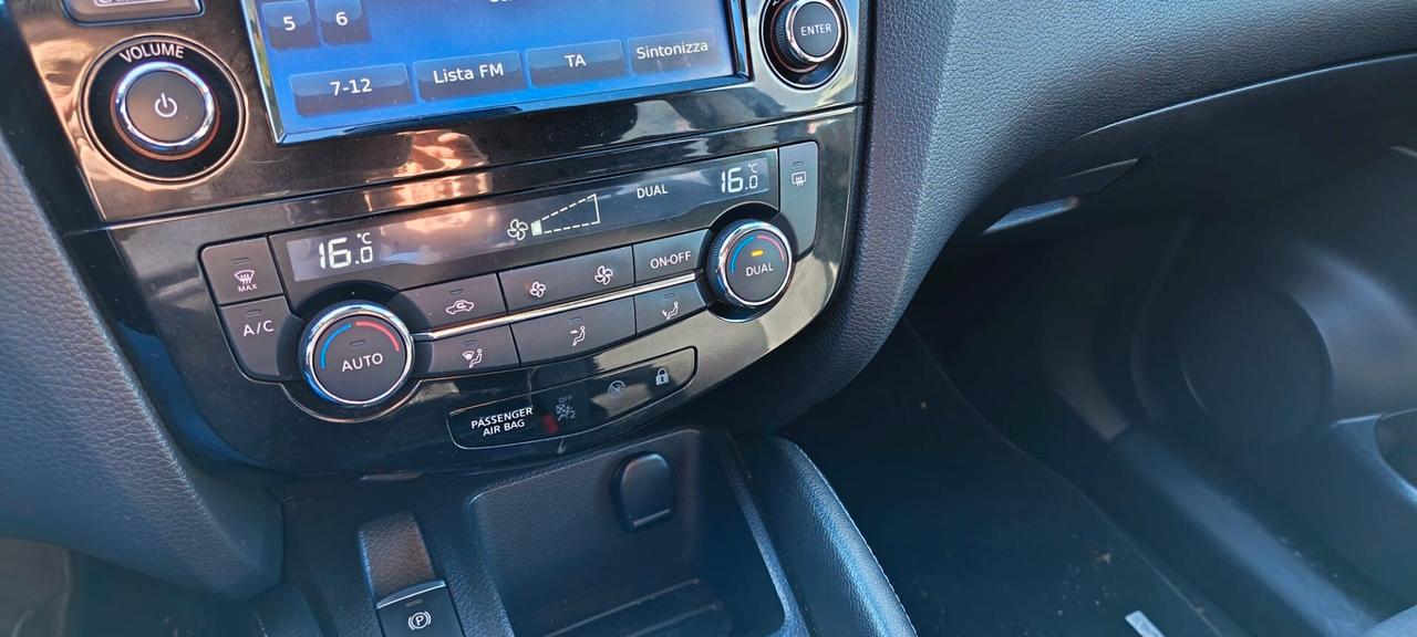 Nissan Qashqai 1.6 dCi 4WD Tekna