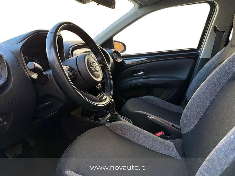 Toyota Aygo X 1.0B (72 CV) Active S-CVT