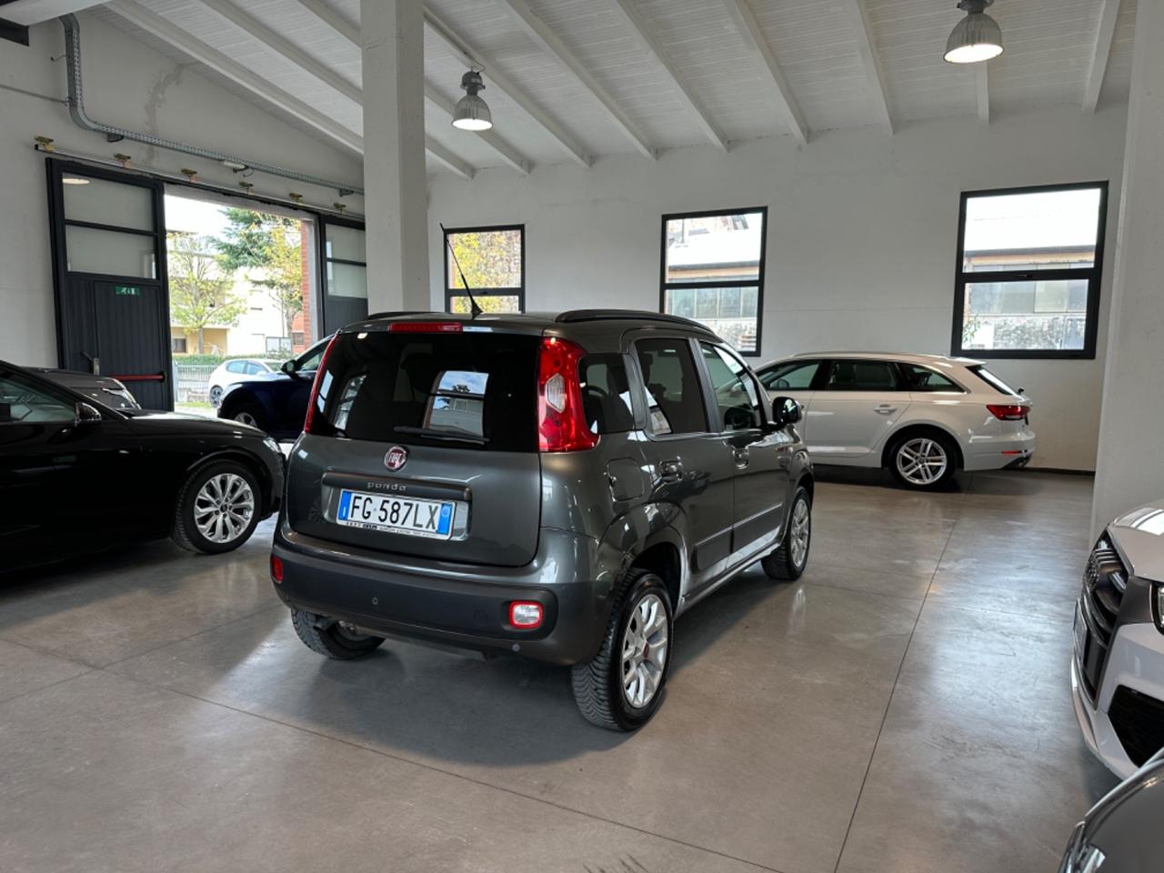 Fiat Panda 0.9 TwinAir Turbo Natural Power Lounge