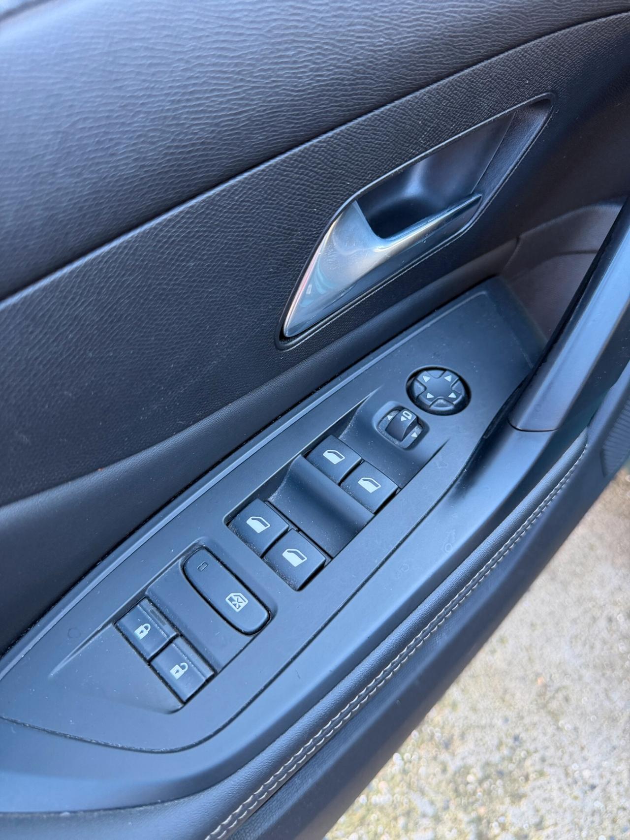 Peugeot 308 BlueHDi 130 S&S EAT8 SW Allure Pack