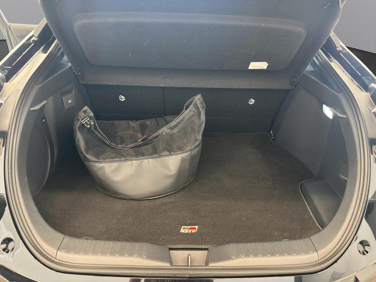 Toyota C-HR 2.0 phev GR Sport Premiere fwd e-cvt