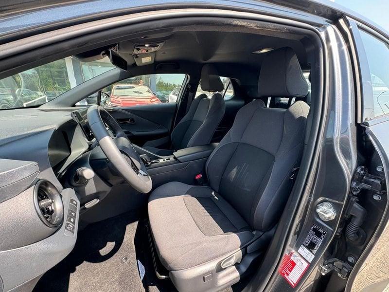 Toyota C-HR 2.0 PHEV E-CVT Active