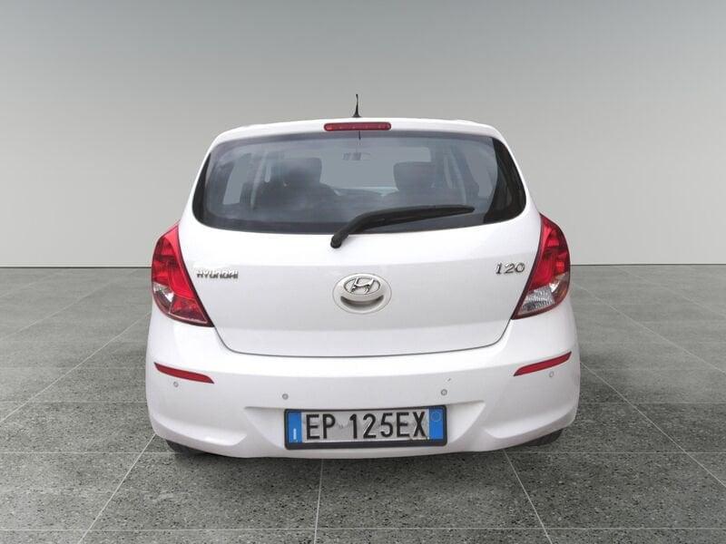 Hyundai i20 i20 1.2 5p. Sound Edition CON SOLO 84.000 KM.