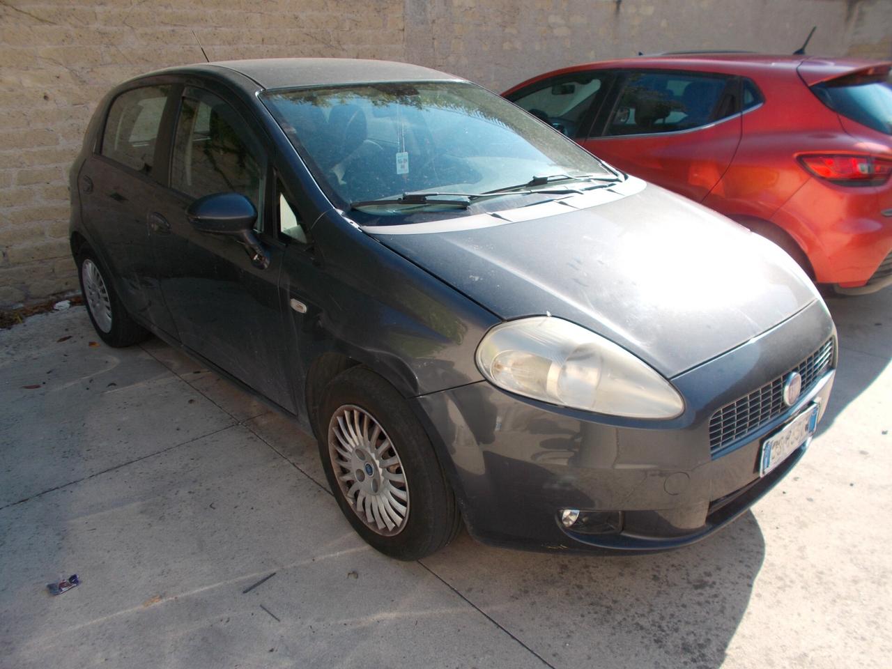 Fiat Grande Punto 1.3 MJT 75 CV 5 porte Dynamic