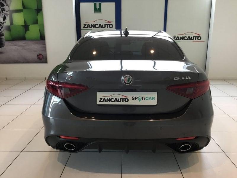 Alfa Romeo Giulia 2.2 Turbodiesel 210 CV AT8 AWD Q4 Veloce