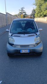 Smart ForTwo 700 coupé pure (37 kW)