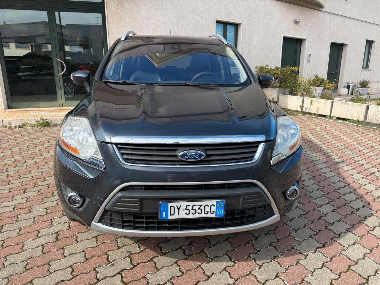 Ford Kuga 2.0 TDCi 136 CV 4WD Titanium DPF Tetto
