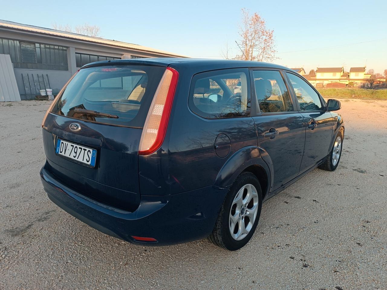 Ford Focus 2.0 GPL