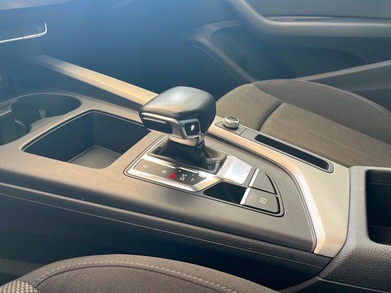 Audi A4 2.0 40 TDI QUAT. BUSIN ADVAN. S TRONIC