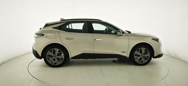 DS AUTOMOBILES DS 4 E-Tense 225 Cross Trocadero