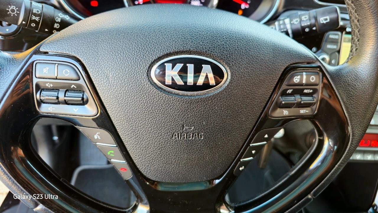 Kia Ceed full optional navi/ retrocamera Garanzia 12 mesi ok neopatentati