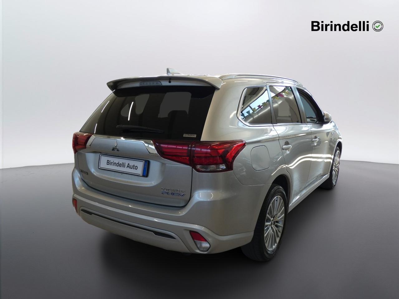 MITSUBISHI Outlander 3ª serie - Outlander 2.4 MIVEC 4WD PHEV Instyle Plus SDA