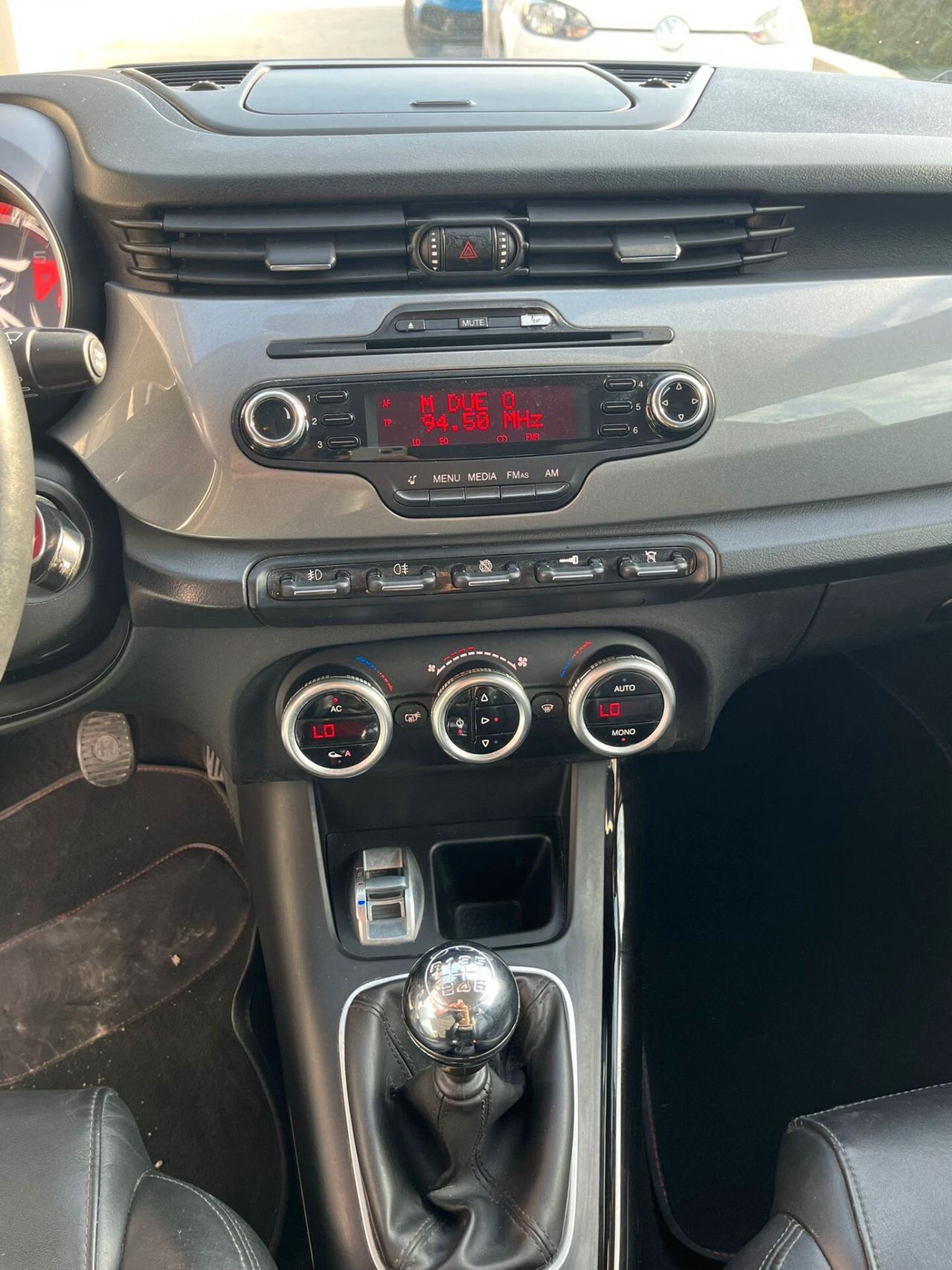 Alfa Romeo Giulietta 1.6 JTDm-2 105 CV Distinctive