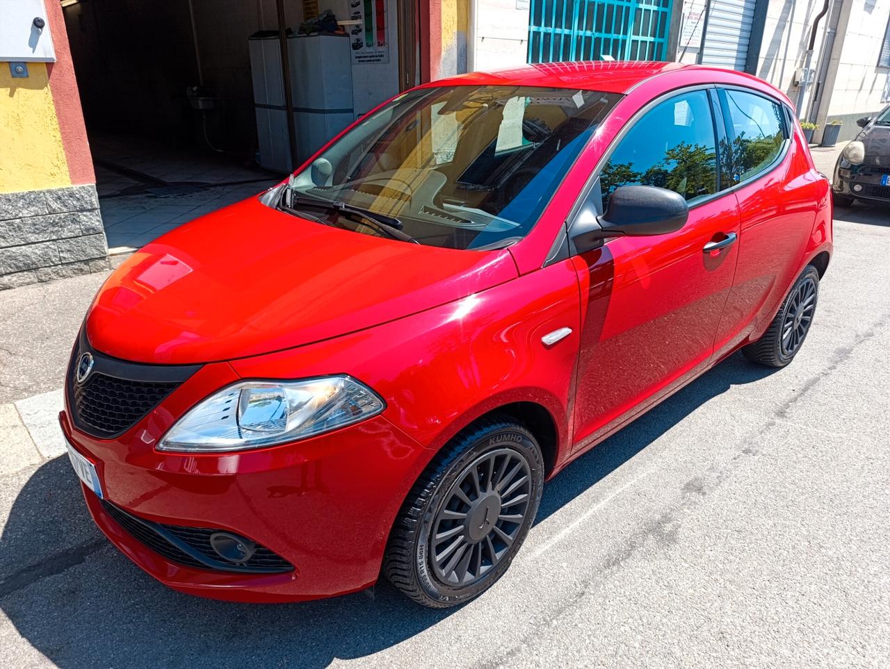 Lancia Ypsilon 1.2 69 CV 5 porte GPL Uniproprietario