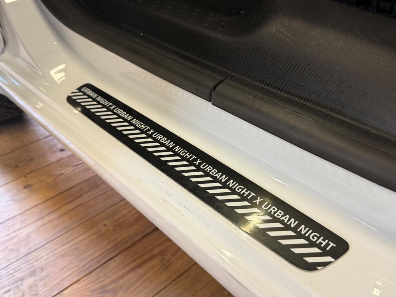 Renault Twingo SCe 65 CV Urban Night