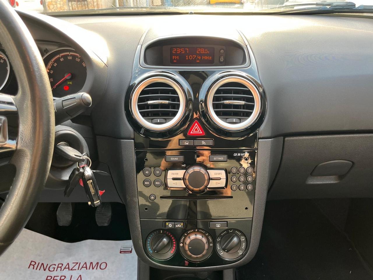 Opel Corsa 1.2 80cv Cosmo UNIPRO 12 MESI DI GARANZIA