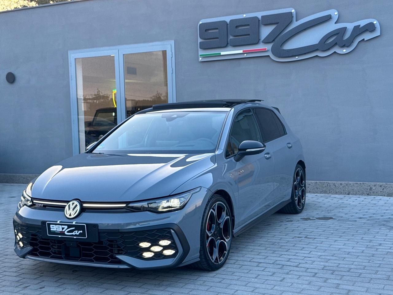 Volkswagen Golf GTI 2.0 TSI DSG 8.5 HEAD UP TETTO FENDIN IQ LIGHT PRONTA CONSEGNA